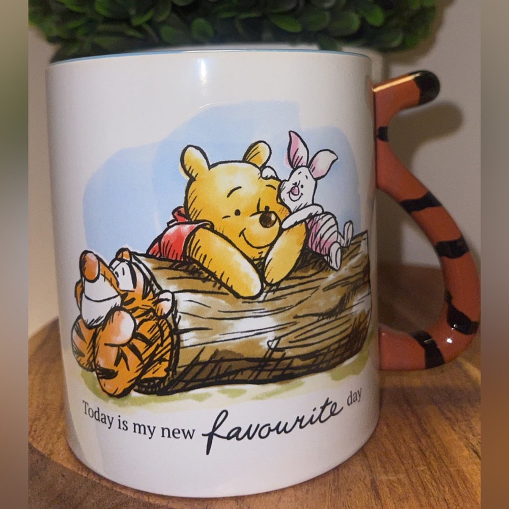 Disney Mug with Winnie the Pooh and Friends - Multicolor